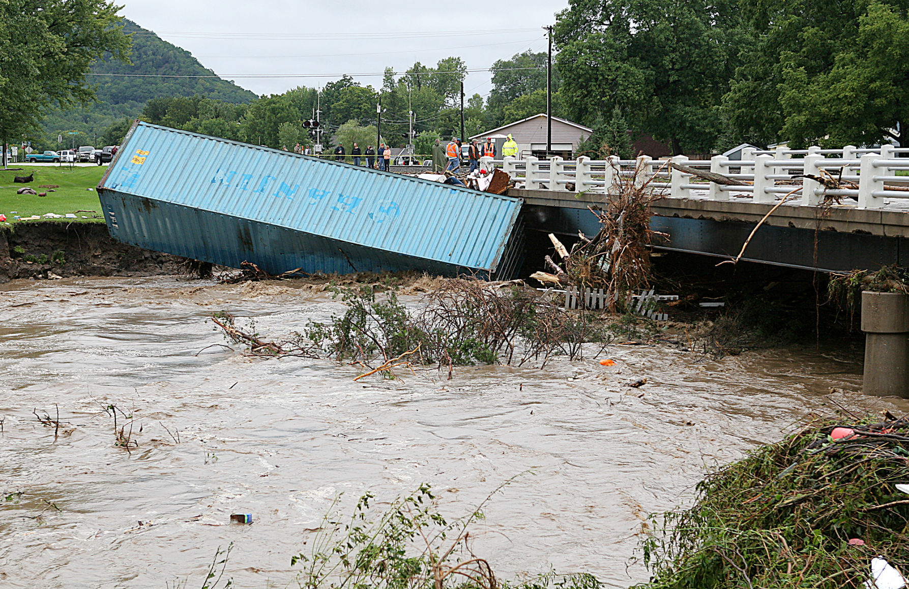 2007 Flood Then 02